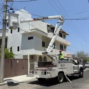  Atención a solicitud de alumbrado de la calle Colorín, en el sector H