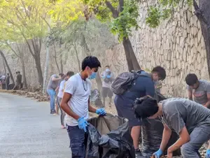 Jornada de limpieza en acceso al Sector H3