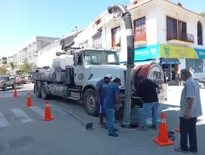 Cleaning of Sanitary and Storm Drainage Network in Santa Cruz Huatulco