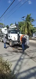 Continúan trabajos de desazolve en el Sector U 