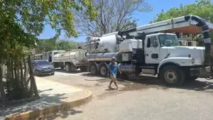 Continúan trabajos de mantenimiento en el drenaje en Copalita