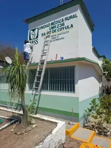 Mejoramos la imagen de la Unidad Médica Rural UMR 236 en Bajos de Coyula