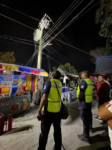 Protección Civil atiende cortocircuito en transformador en el centro de Santa María Huatulco