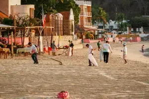  Acciones de limpieza para conservar la Playa Santa Cruz